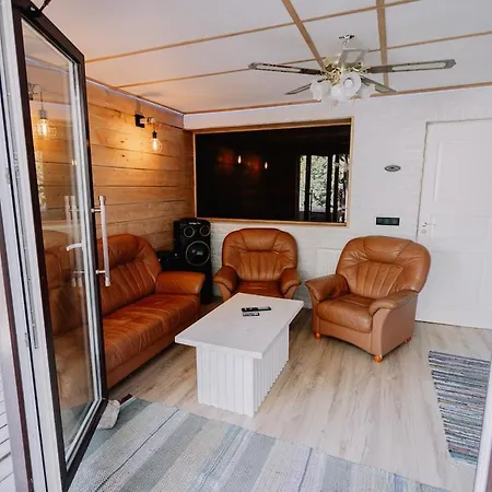 Private Seaside House With Hottub And Sauna Pärnu