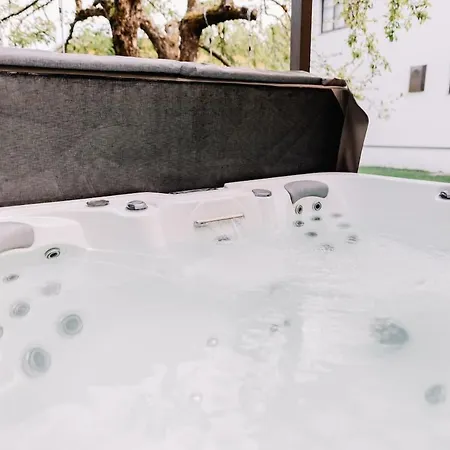 Private Seaside House With Hottub And Sauna * Pärnu