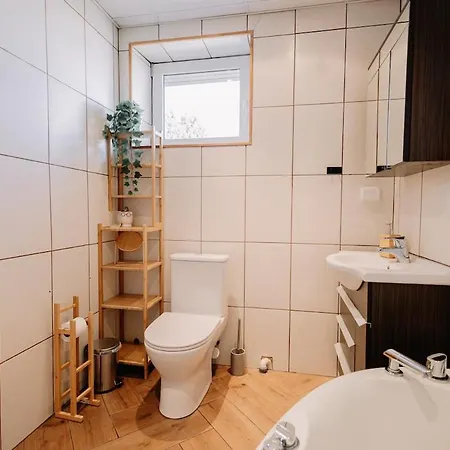 Private Seaside House With Hottub And Sauna Feriehus *
